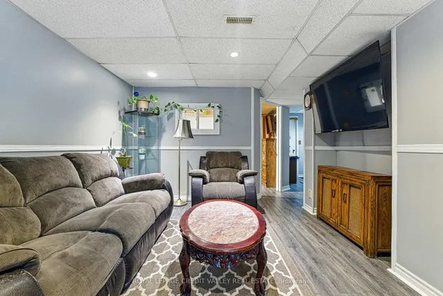 Additional image 24 of 24 Sandmere Ave