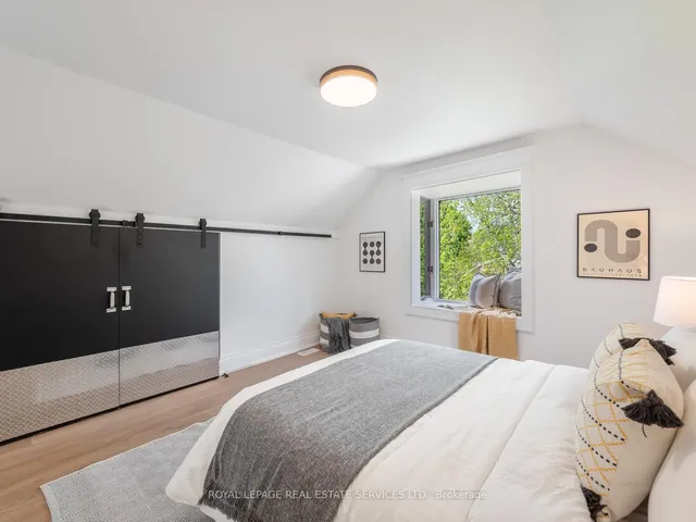 Additional image 31 of 266 Evelyn Ave