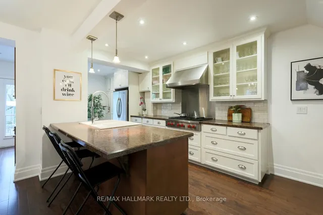 Additional image 7 of 12 Avalon Blvd