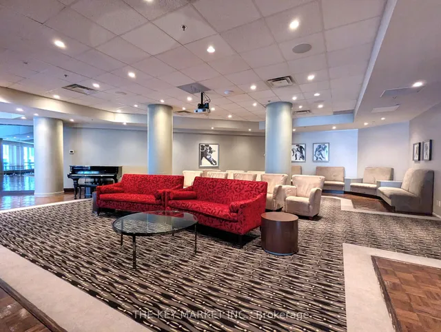 Additional image 44 of 1001 Bay St Unit 813