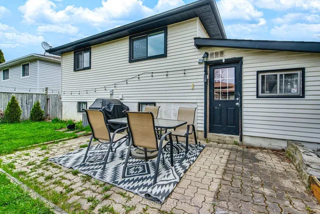 Additional image 29 of 50 LAMBERT St