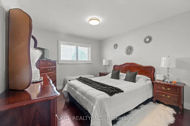 Additional image 20 of 71 Briarwood Ave