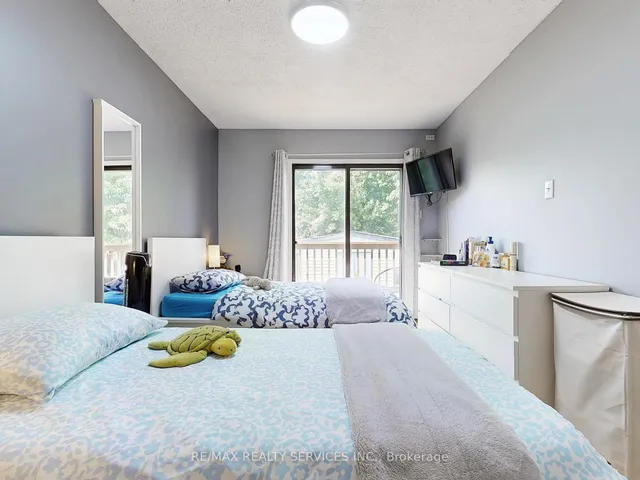 Additional image 18 of 261 Hansen Rd