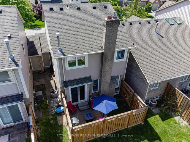 Additional image 30 of 5255 Lakeshore Rd Unit 49