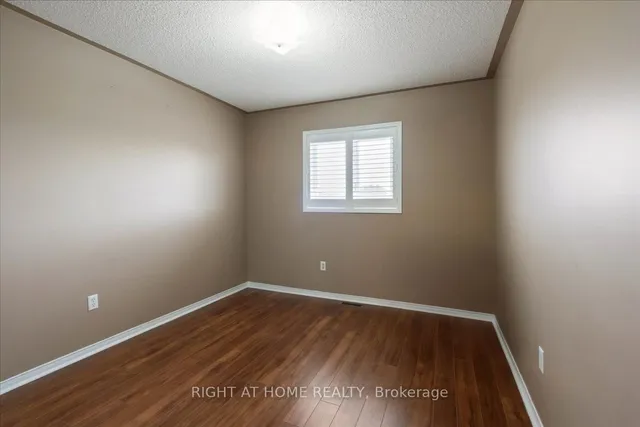 Additional image 17 of 24 Suncrest Dr