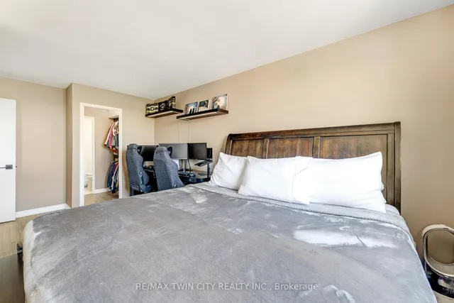 Additional image 29 of 18 Holborn Crt Unit 602