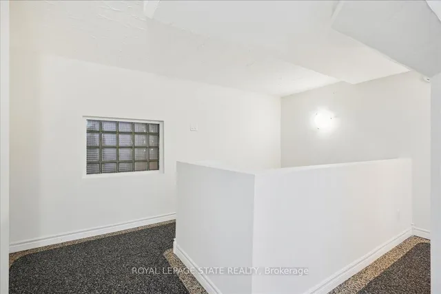 Additional image 26 of 50 Main St Unit 313