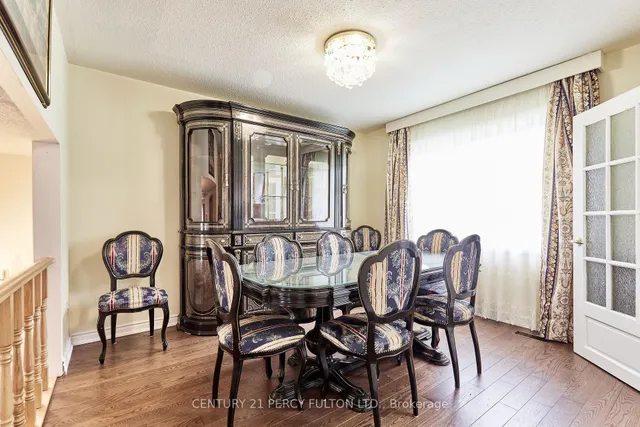 Additional image 11 of 40 Farmview Cres