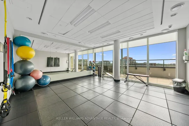 Additional image 18 of 2800 Keele St Unit 813