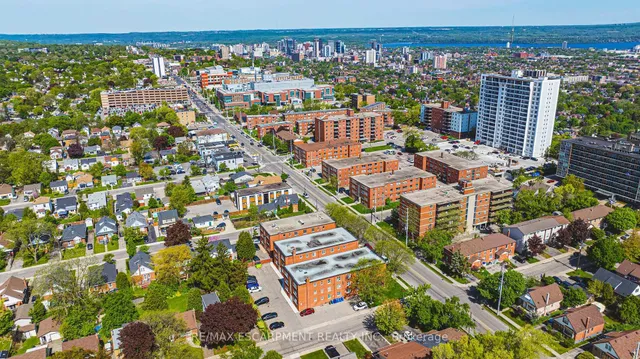 Additional image 29 of 836 Concession St Unit 208