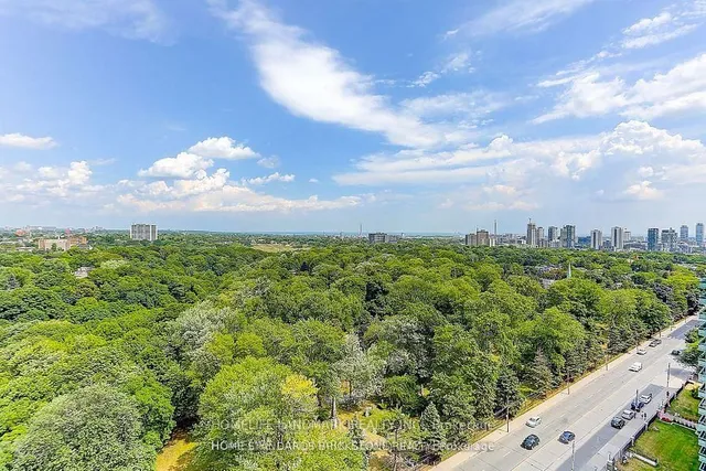 Additional image 3 of 585 Bloor St Unit 3318