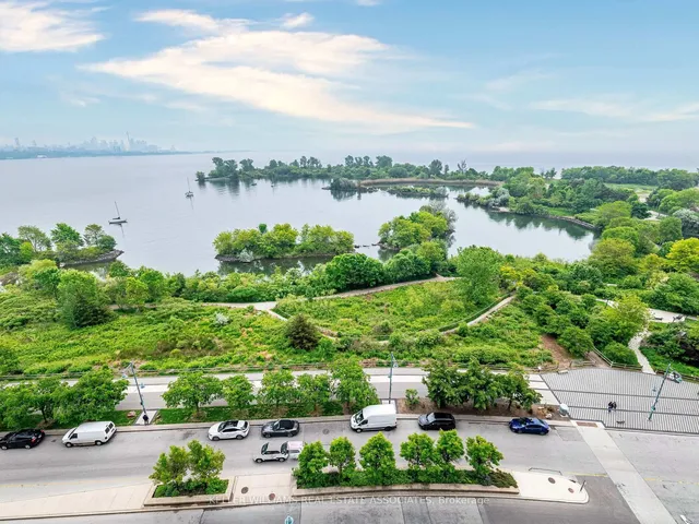 Additional image 36 of 59 Annie Craig Dr Unit 1003