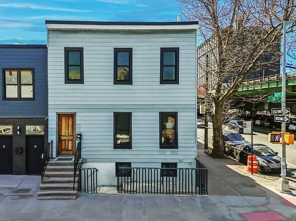122 30th St, Brooklyn, NY 11232