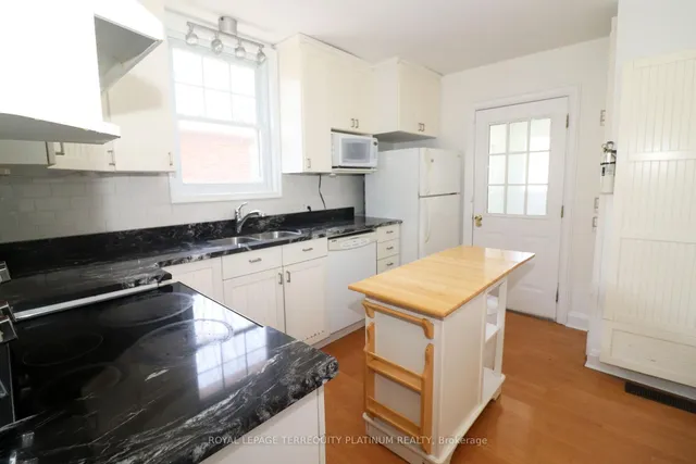 Additional image 13 of 98 Dalewood Ave