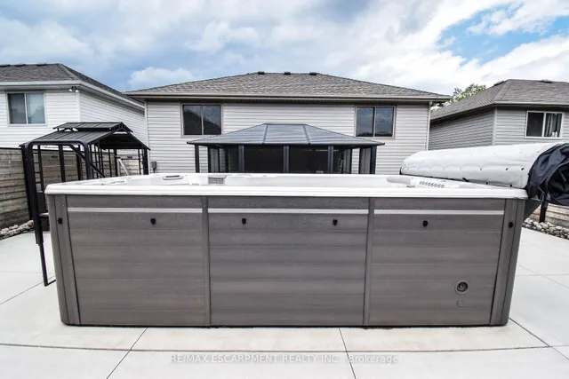 Additional image 45 of 67 Lawnhurst Dr