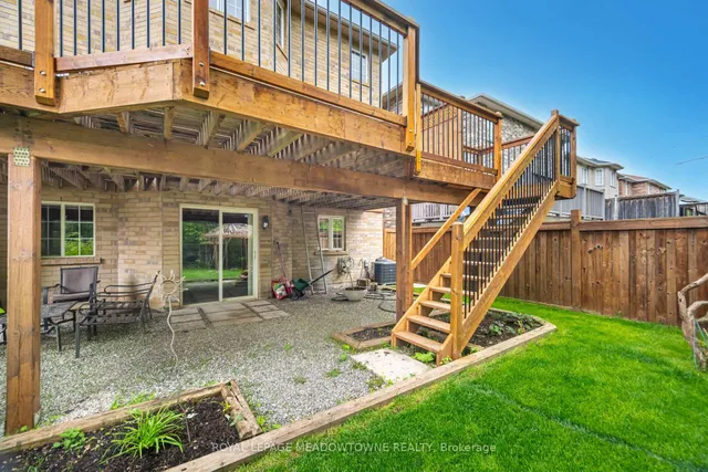 Additional image 30 of 1212 Fox Cres