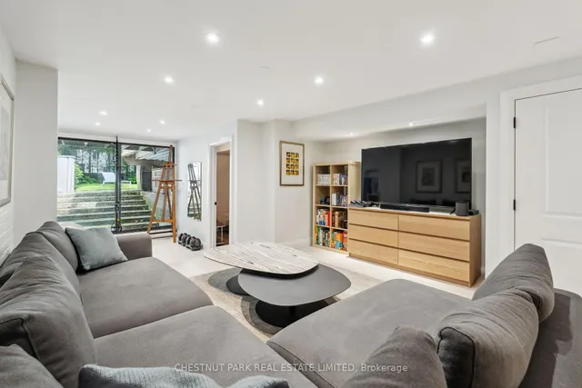 Additional image 26 of 110 Farnham Ave