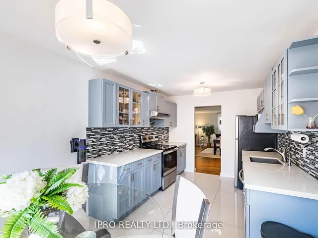 Additional image 13 of 3525 Burningelm Cres