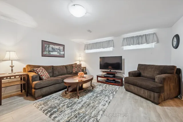 Additional image 29 of 90 Clement Rd