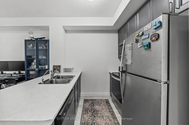 Additional image 19 of 460 Dundas St Unit 231