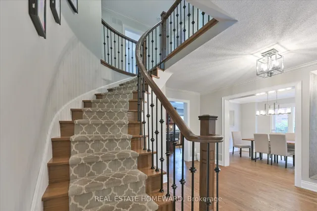 Additional image 20 of 1221 Grandview Dr