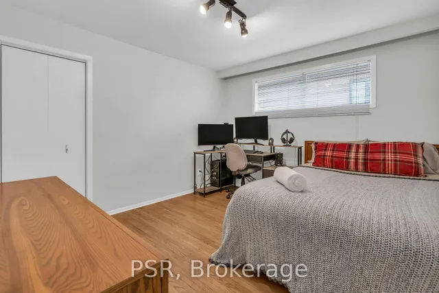 Additional image 24 of 42 Scarboro Ave