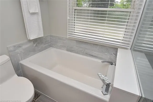 Additional image 33 of 626 Vanderburgh Dr