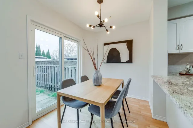 Additional image 17 of 39 Foxborough Dr