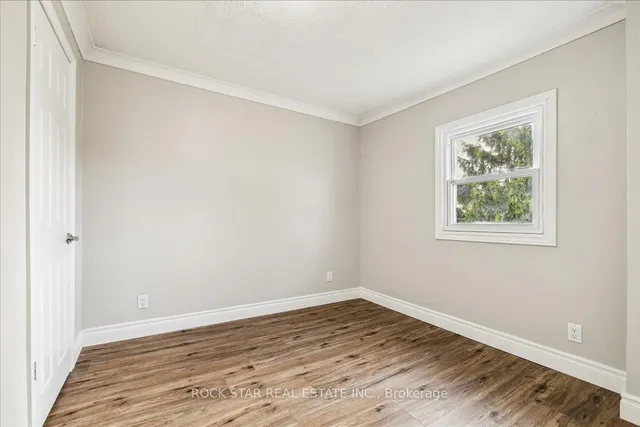 Additional image 27 of 223 Weir St