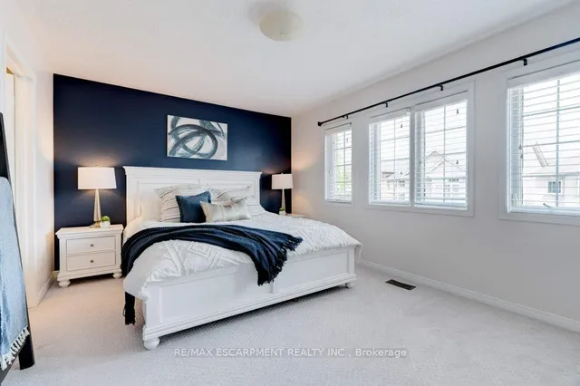 Additional image 20 of 5090 Fairview St Unit 40