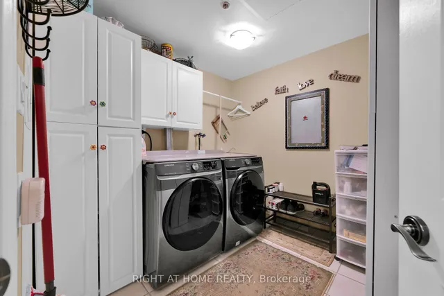 Additional image 39 of 262 Dundas St Unit 403