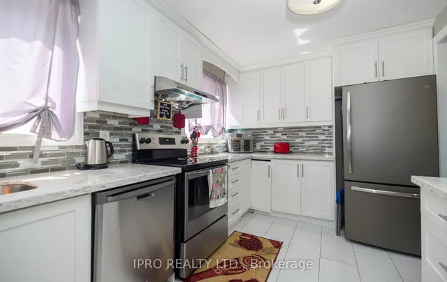 Additional image 3 of 170 Clarence St