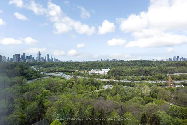 Additional image 27 of 1048 Broadview Ave Unit 1008