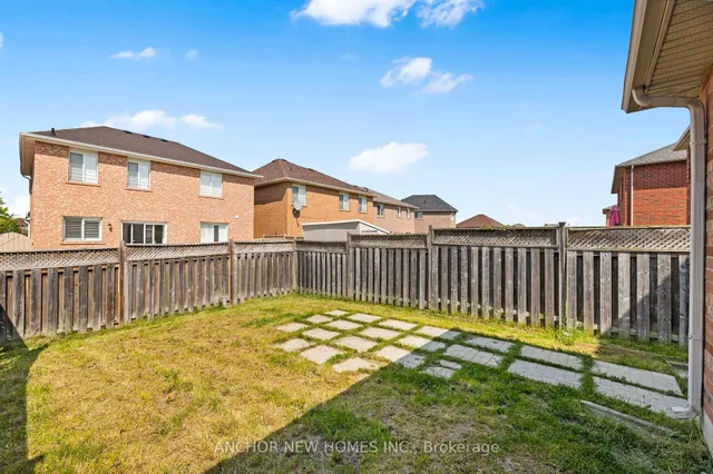 Additional image 6 of 29 Levida St