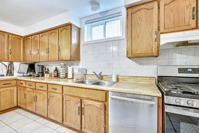 Additional image 27 of 70 Golfwood Dr