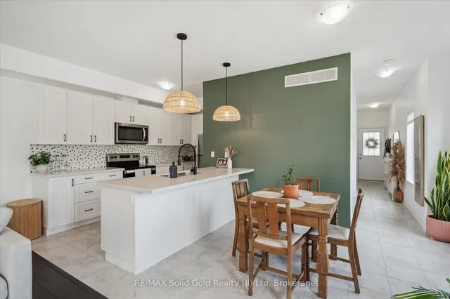 Additional image 13 of 371A WESTWOOD Dr