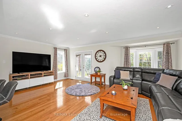 Additional image 9 of 22 Waterford Cres