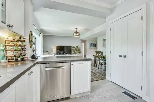 Additional image 7 of 4045 UPPER MIDDLE Rd Unit 54