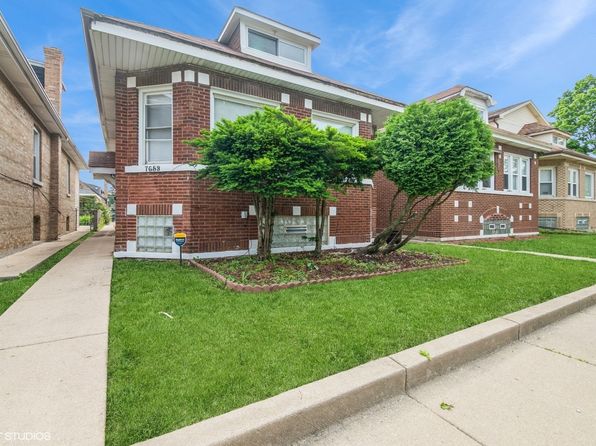 7653 S Seeley Ave, Chicago, IL 60620