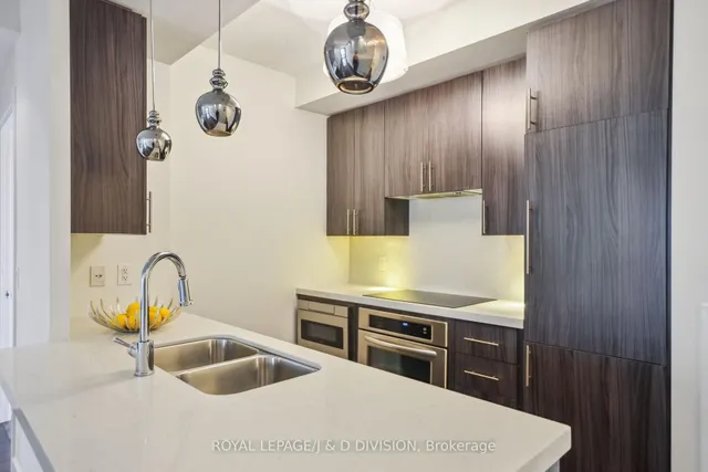 Additional image 4 of 156 Portland St Unit 421