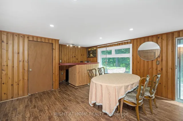 Additional image 32 of 85 Robinhood Dr