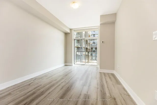 Additional image 14 of 450 Dundas St Unit 324