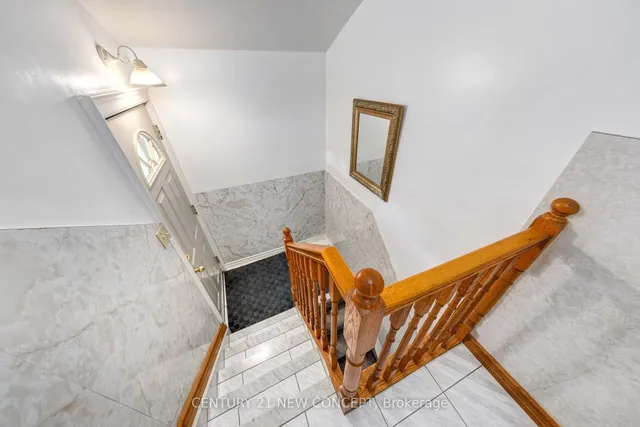 Additional image 31 of 52 Frankdale Ave