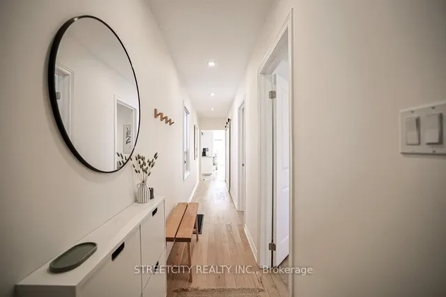 Additional image 6 of 409 Mcroberts Ave