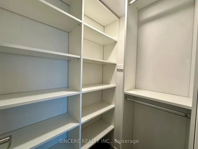 Additional image 20 of 955 Bay St Unit 2907