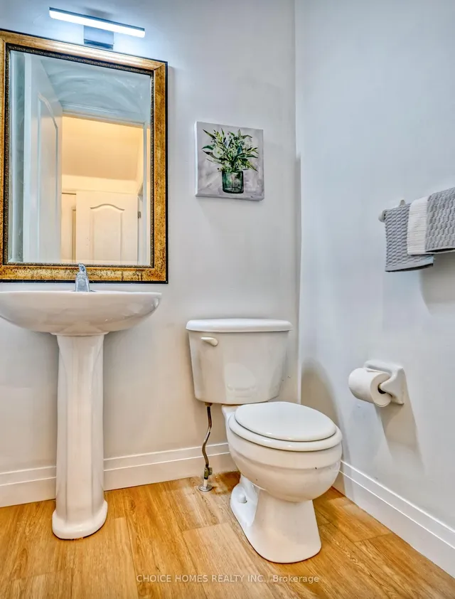 Additional image 19 of 712 Hood Terr