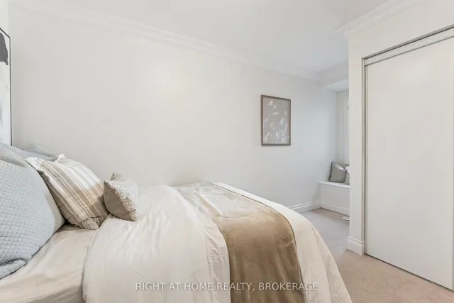 Additional image 31 of 1137 Duignan Cres