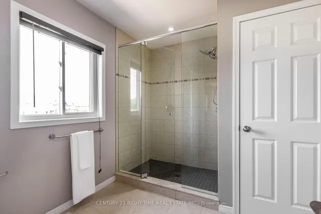 Additional image 30 of 508 Netherwood Cres