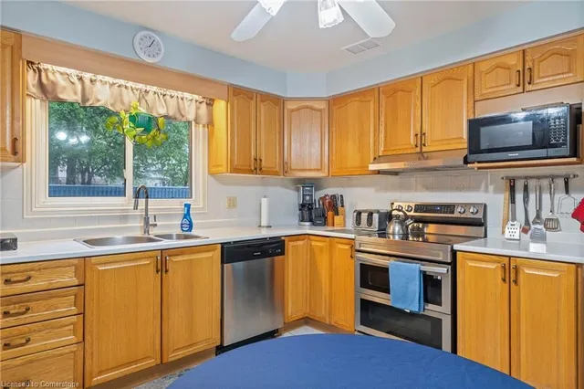 Additional image 16 of 27 Jerome Park Dr