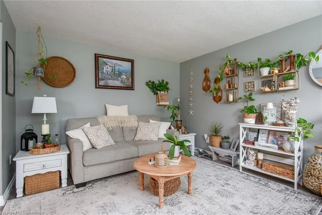 Additional image 48 of 82 Carnaby Cres